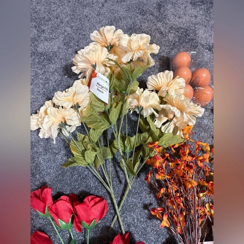 Bundle Floral Flower Arrangement‎ Decorative Crafting Bundle